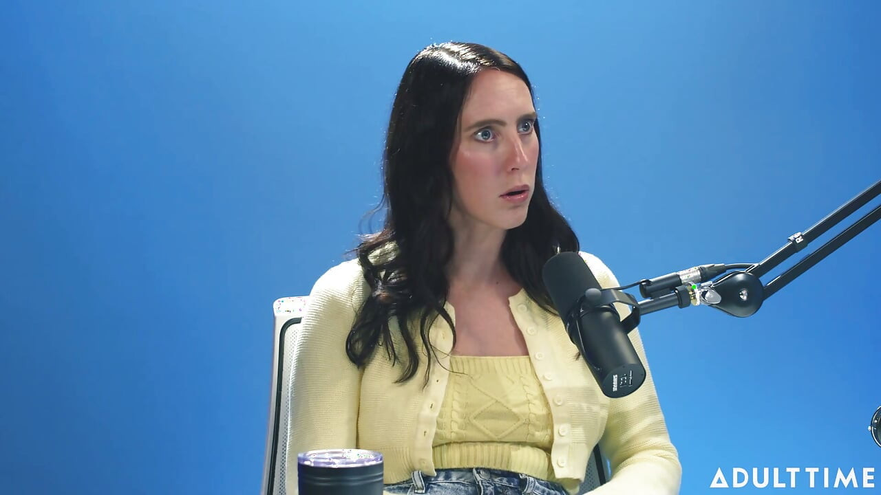 Cadence Lux: Autentiske orgasmer og selvforsvar