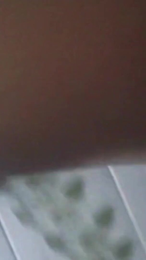 Desi hot vabir washroom video. | Clip 1