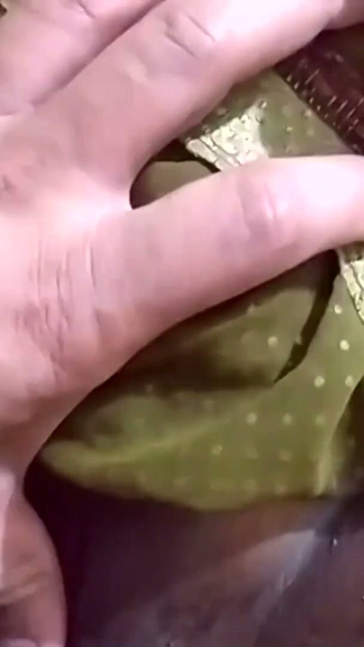 Mysore IT profesörü Vandana, Saree ve Sütyen içinde Öğrenciyle Ateşli Viral Sikiş | Klip 2