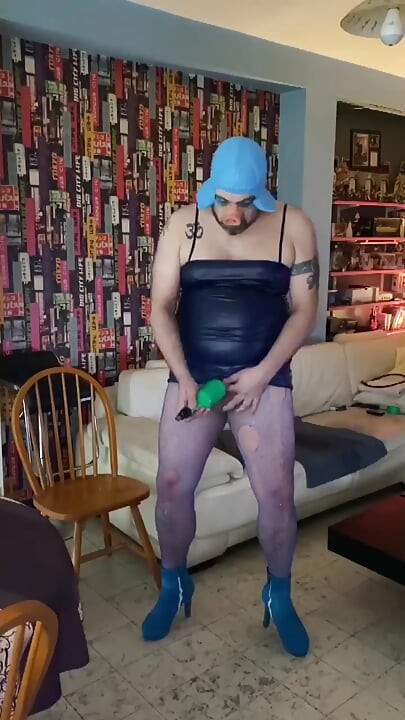 Dirty sissy whore in blue outfit playing hard ass to mouth sex