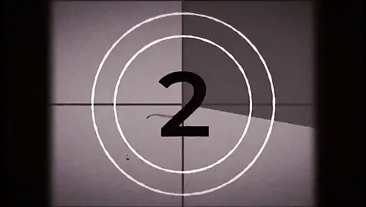 Minyon amcığını kalın dölümle doldurdu