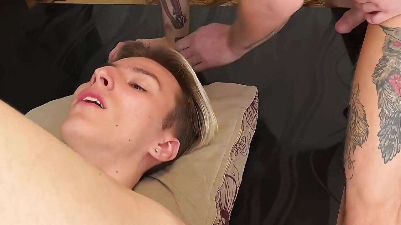 He Interrupted My Work to Ask for Cock - I Fucked Him in the Ass and Throat and Came
