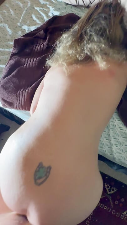 Mature Mutual Masturbation, Wife Puts Toy in Her Ass
