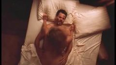 Julie Benz desnuda en escena de sexo en darkdrive scandalplanet.com