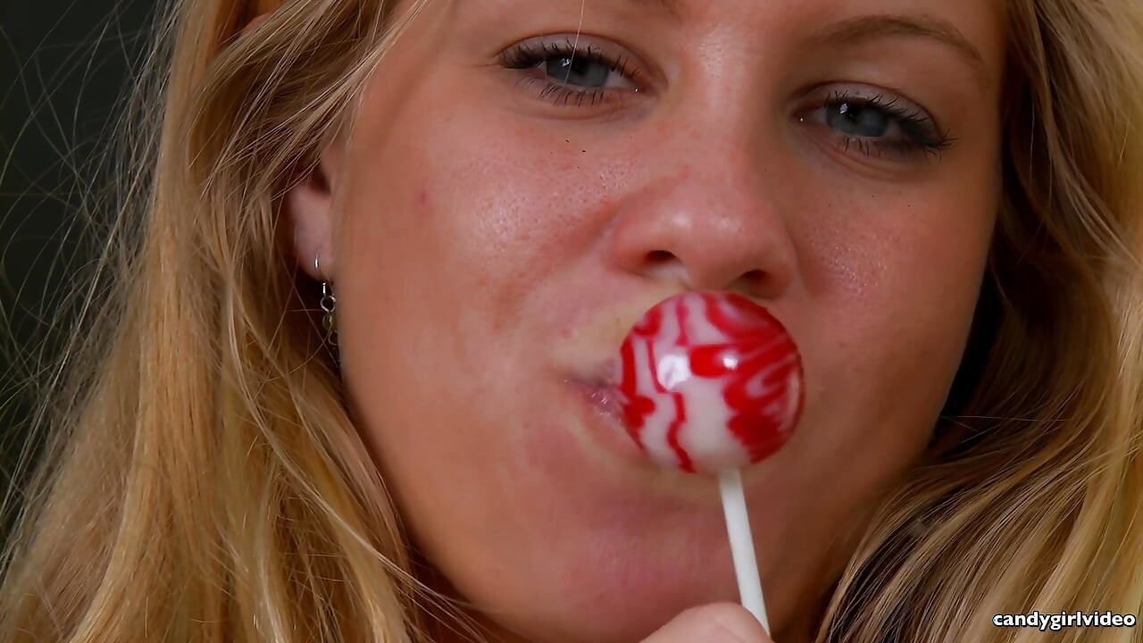 Anabelle Pync - Pizda Lollipop 4K