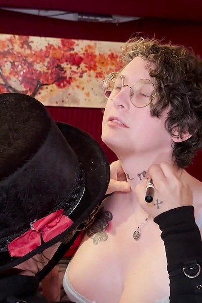 Full Video - Reverse Cumming Out Party: Pansexual Pussy Lovers' Gangbang with Enthusiastic Consent Written on Their Bodies