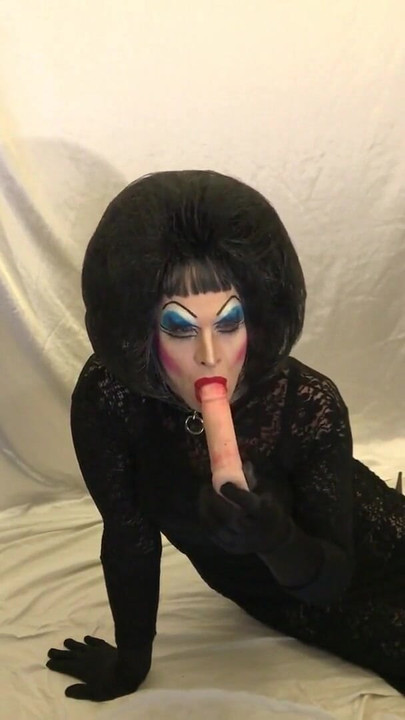 Drag Queen สาวร่านเริ่มต้นเว็บแคมกับอาจารย์! | คลิป 1