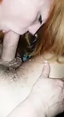 Francaise suce un rebeu dans sa voiture