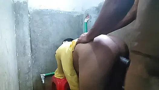 Real Married Couple Steamy Bathroom Session and Romantic Shower Intimacy