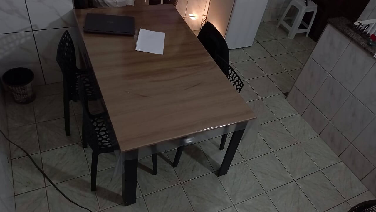 Sekreterin götü toplantı odasında sikiliyor.