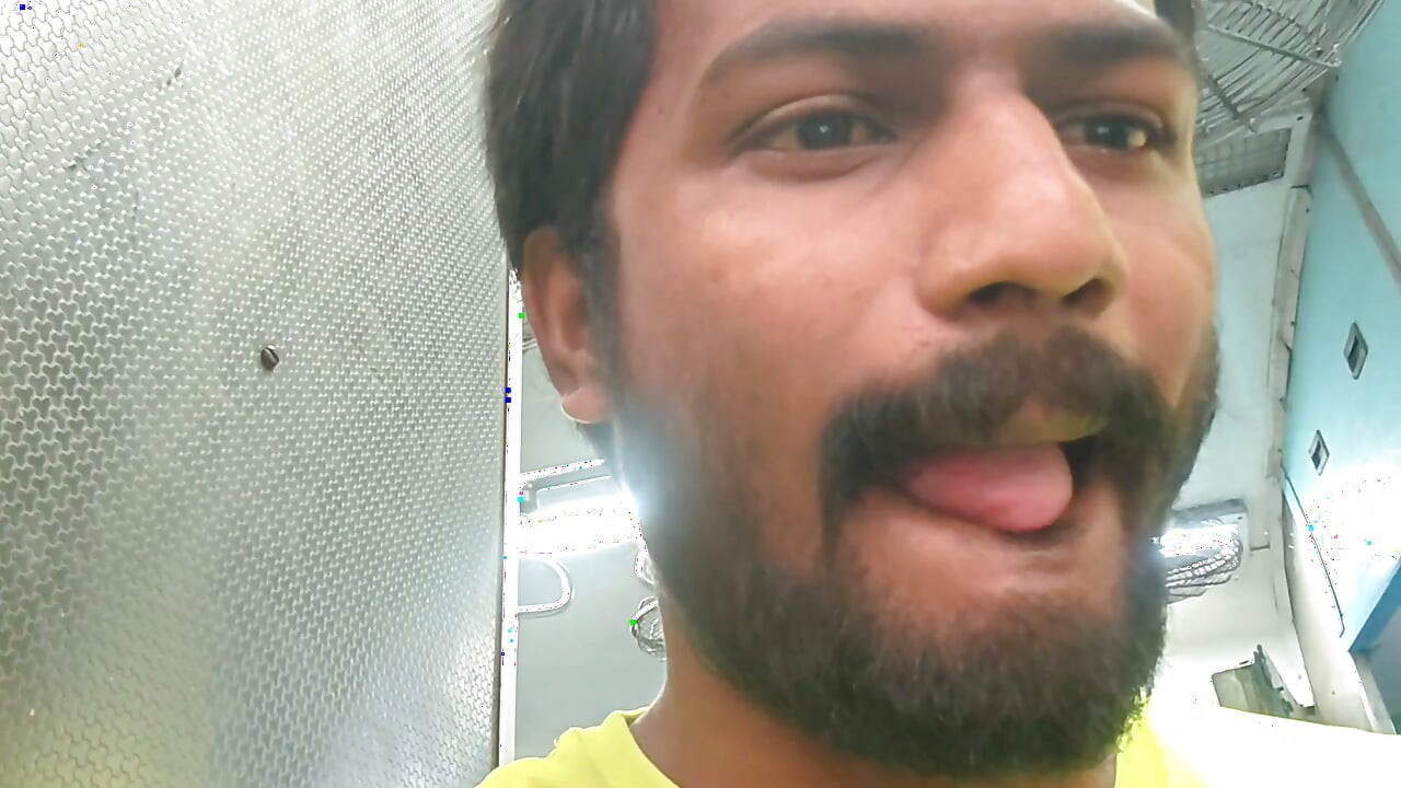 XHARD - TRAIN HARD IN GENTS TOILET
