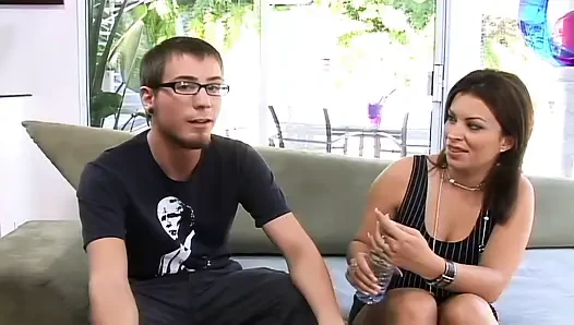 Wildes Interracial Squirting Und Gesichtsorgie