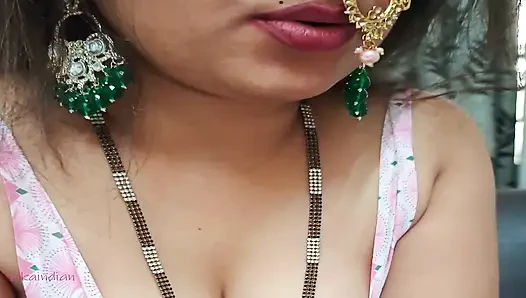 Pertunjukan webcam hot tante seksi india dengan aduhai lagi pamer aduhainya