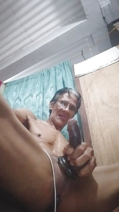 medium built with abbs jercking until he cum.