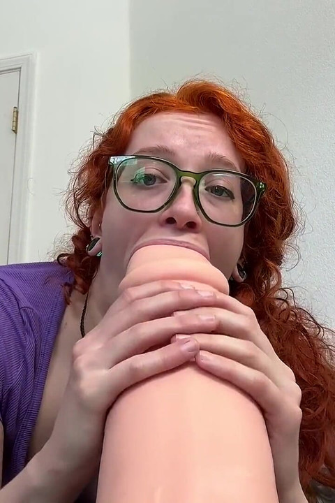 Futa Bull มุมมองคนเย็ด: เย็ดผัวกูกับควยใหญ่ของมึง!