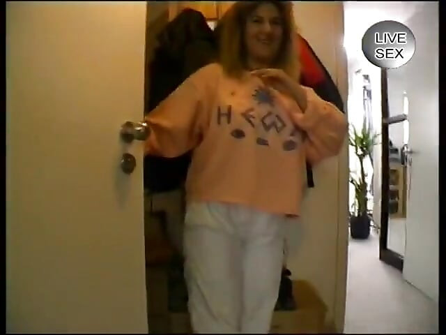 Casting blonde mature taking a shower and pussy toying