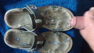 Porra em sapatos de sandálias