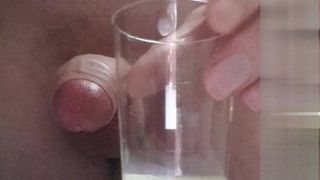 Meerdere verpestte orgasmes sperma melken aftrekken en klaarkomen in glas