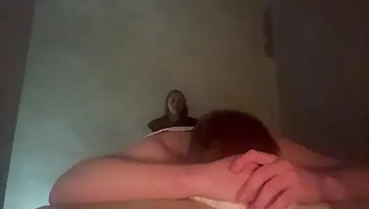 Pijat dalam jangkauan pengikut