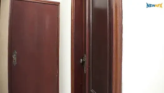 Geri kalanımda boşalıyorum