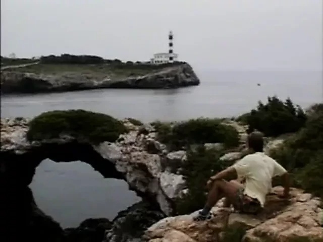 Lydia di atas batu