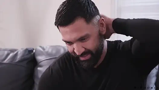 Biphoria - dövmeli sürtük komşus un büyük d istiyor, almak için karısını sikiyor