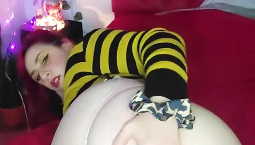 Temanmu yang manipulatif meyakinkanmu dengan seks untuk mengerjakan pekerjaan rumahnya! Hitung Mundur JOI