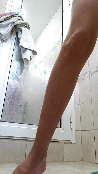 Second part of shaving my pussy and take a shower in bathroom!