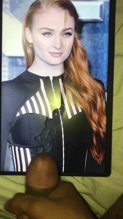 Sophie Turner, cumtribute