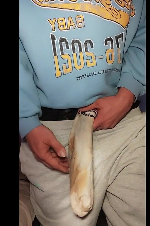 Dj Bro ติดถุงเท้าสกปรก