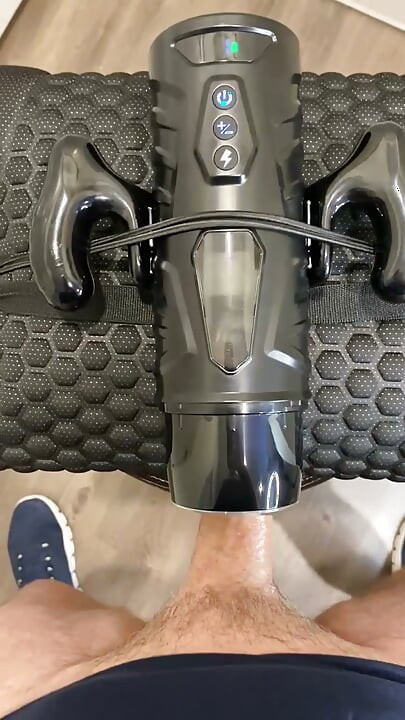 Big Stroker Toy Makes Me Cum Four Times! POV Demo