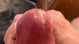 Jerking off with a small cum load