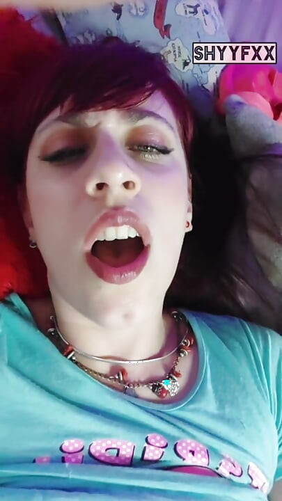 Shyyfxx זיינתי את המאמן האישי שלי אחרי שהתאמנתי קשה והזעתי! משחק תפקידים