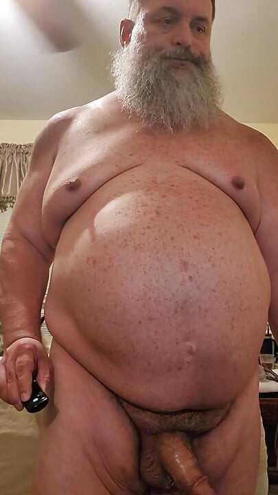 Bearded Bear Morning Bate Time