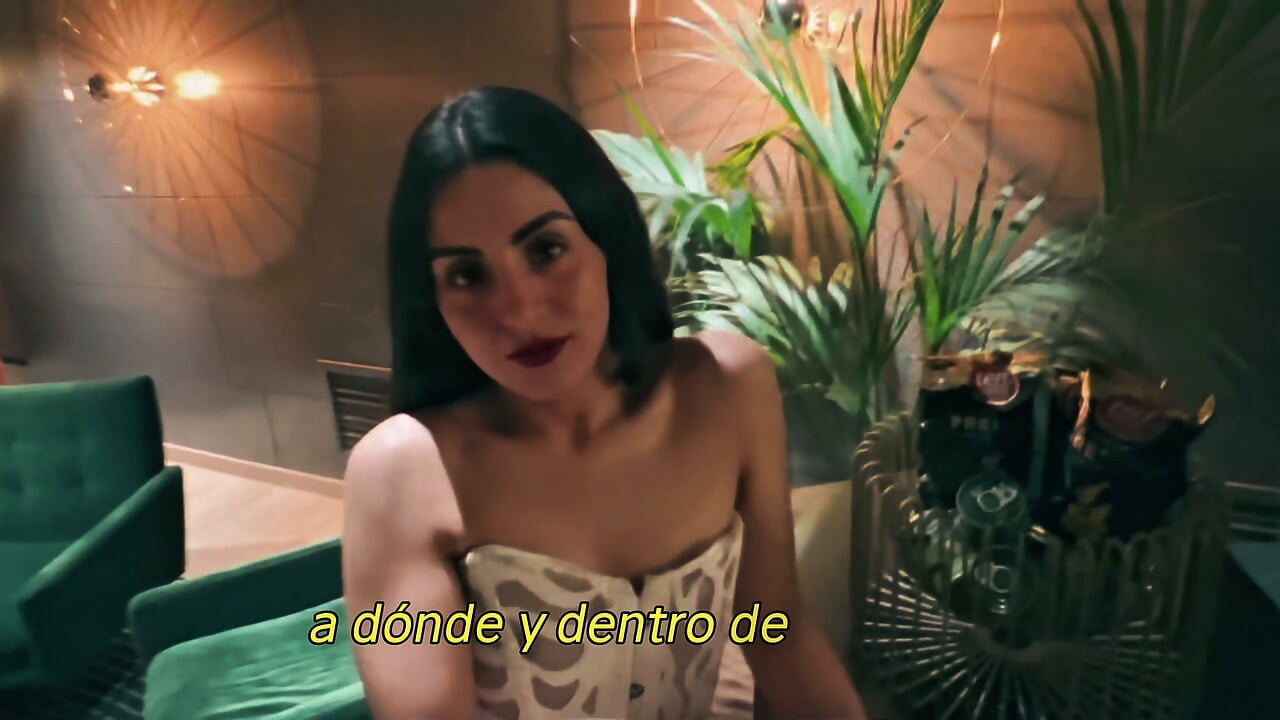 Amaya Castro Krijgt Meerdere Orgasmes Door Op Mijn Enorme Lul Te Springen