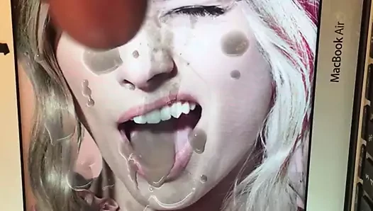Margot Robbie'nin yüzüne boşalma haraç