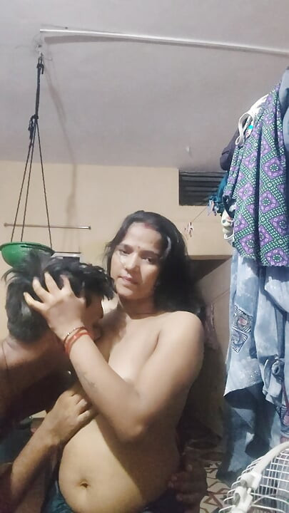 Deshi bhabhi ki chudai video hindi me