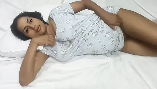 Сезон 184. Молодая бхабхи с молодым бойфрендом трахается со множеством поз