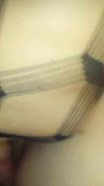 Detik mendebarkan dari "Dildo Catsuit 69"