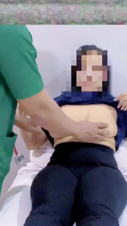 Consult a doctor because the breasts are often hardened and tickled but instead are entot in the examination room | Clip 1