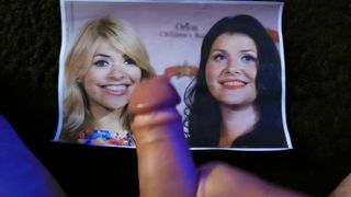 Holly Willoughby kommt mit 228