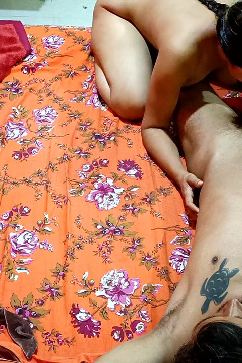Real Juicy Kamini Bhabhi Pussy Licking and Fucking Sex - Indian Porn