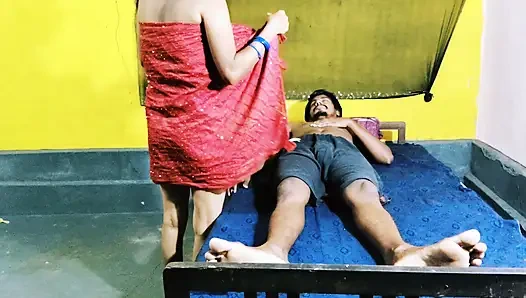 Adik tiriku anju mendominasi aku sampai dia muncrat di tubuhku, orgasme muncrat