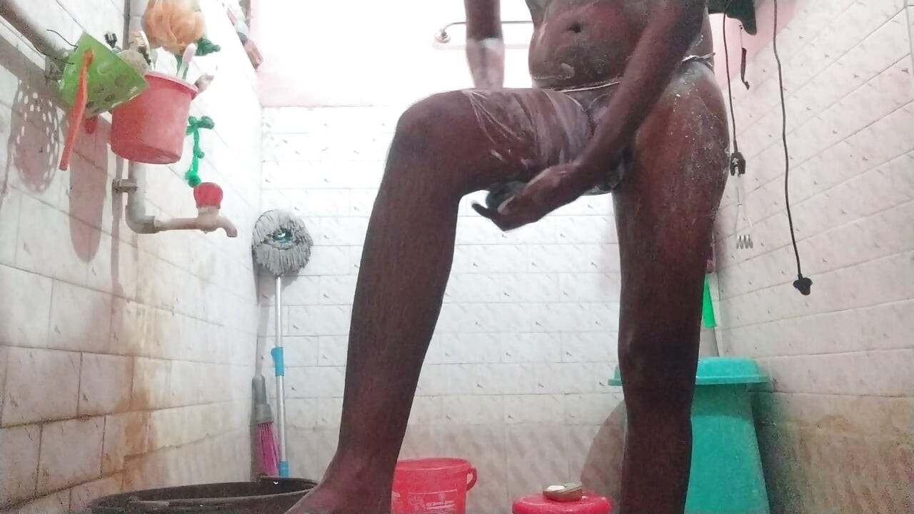 Sesi Mandi Panas Seksi Tamil10inchesbc