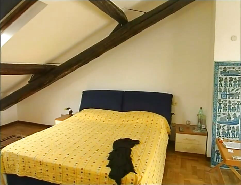 Güzel sürtüklerin amatör oyuncu seçmeleri yeni porno yıldızını seçmek için sikiliyor