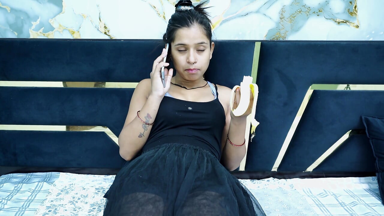 After Her Breakup, an Indian Girl Calls Her Friend and Invites a Playboy to Her House and Gets Fucked by Him.