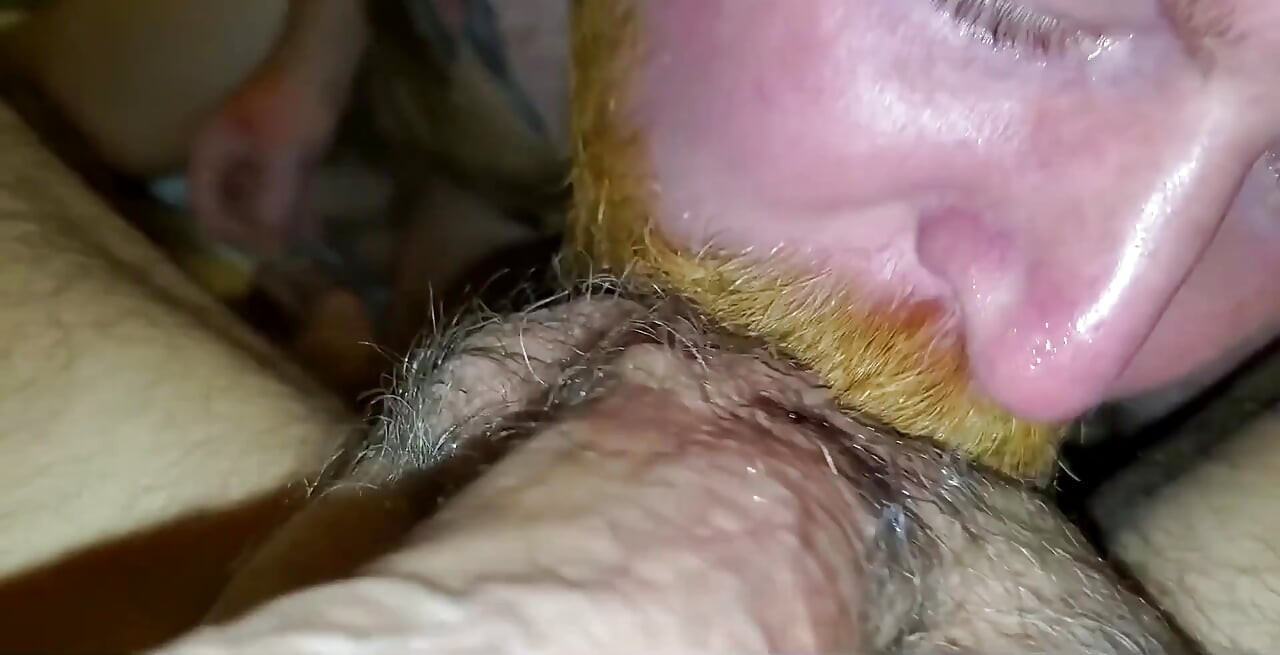 Older Hung Stepdaddy Breeds Ginger Cub and Makes Him Moan