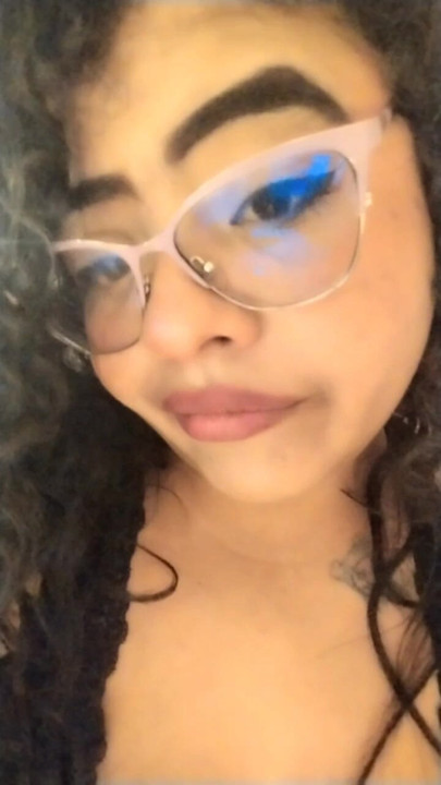 I’m back with my favorite combination confidence and a playful smile