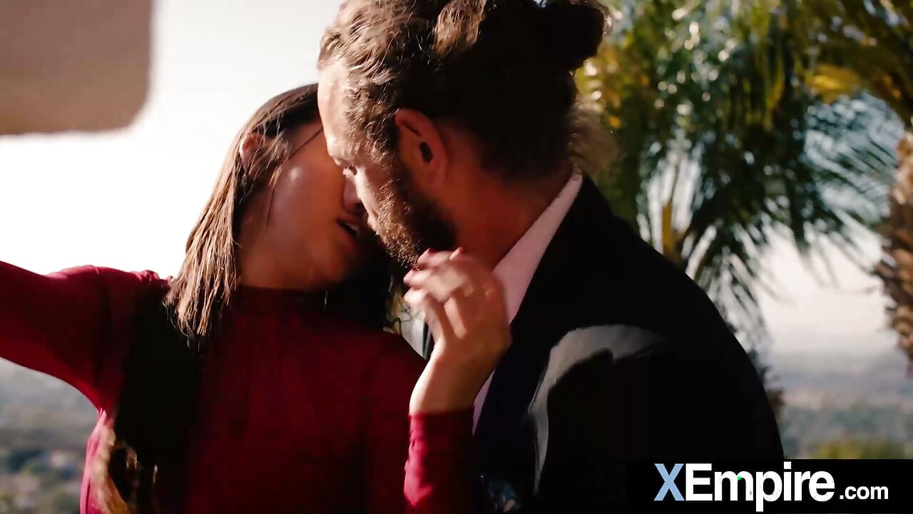 X EMPIRE - ¡Compilación de la adorable KYLIE ROCKET - De erótica a dominación hardcore!