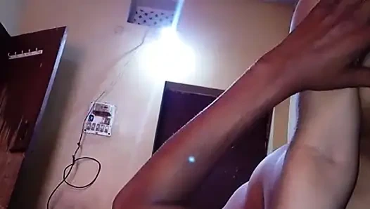 Moti Bhabhi by room me